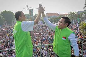 Pak Prabowo dan Anies Baswedan Pakai Profil Semangka untuk Membela Palestina: Simbol Solidaritas yang Menginspirasi